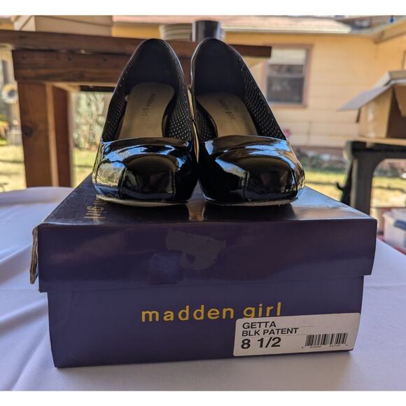Madden Girl Shiny Patent Leather Heels Black Women Size 8.5 M 3 inch heel - Picture 7 of 9